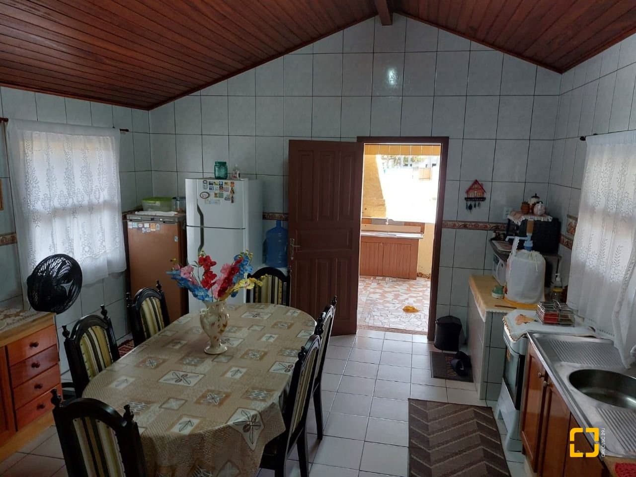 031yev-iri6u1_4949066f36677615d9.jpg