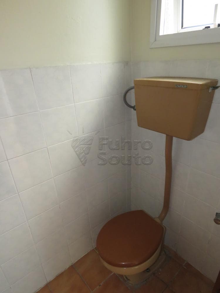095x1p-banheiro-aux.jpg