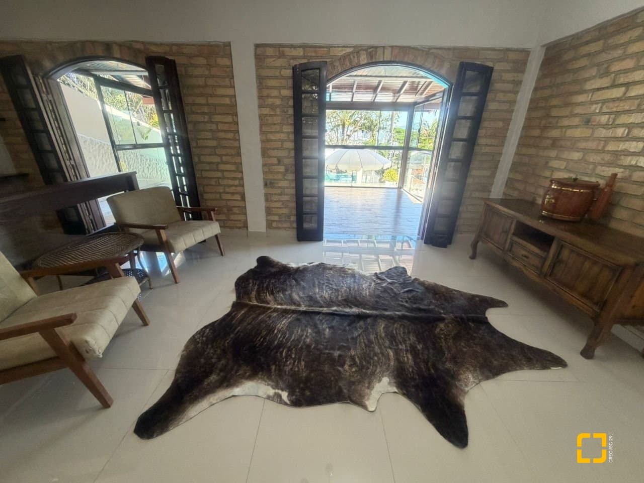 0jc0x-iV7u85_583616989043e0f8bf.jpg