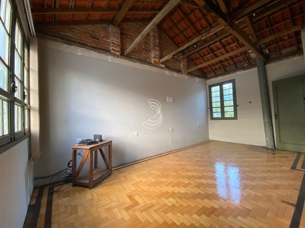 0lzuau-ica77Hy2D_192766a197eb3df1bc.jpg