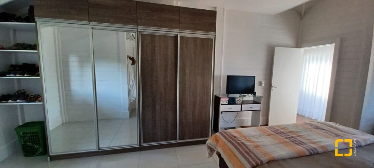 0qjbi5-i8n37PK3Eme2C9x2S_54918682b91aed5636.jpg