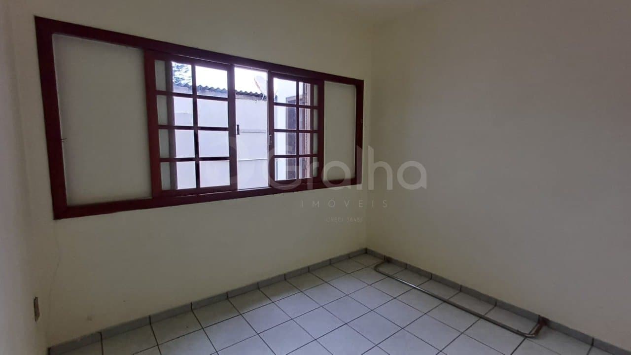 0zg5lh-iS1t4LUE6_434176a142fc2bd314.jpg