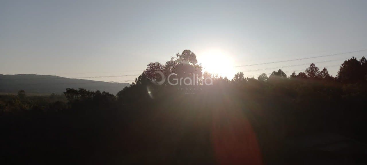 10gj6w-iTjL1Xo_2096768adfd5016132.jpg
