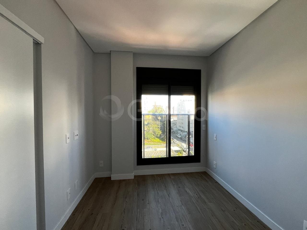 19kva2-iL8h126_4026468dbc3fa74383.jpg