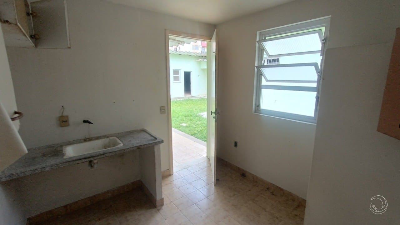 1ce25r-i1cHK75M9L_364786769a23352a20.jpg