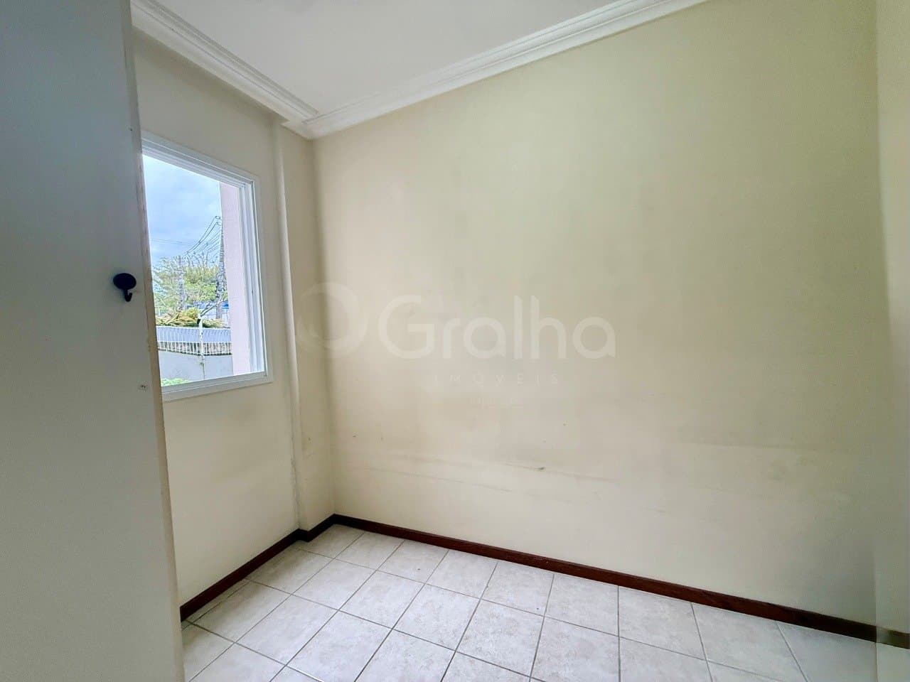 1g932s-iR425qIGkP7OQi4J5v_4040368e80f310e290.jpg