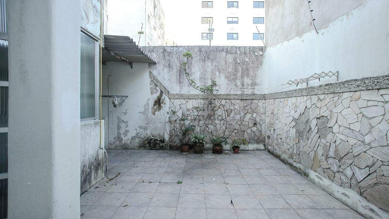 1htax8-casa-comercial-no-pelotas-patio.jpg