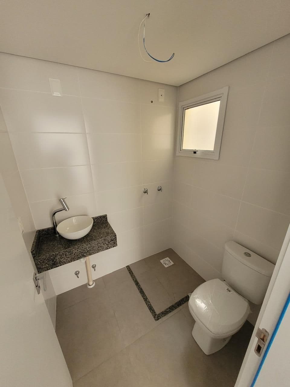 1ic9n-img-260774724