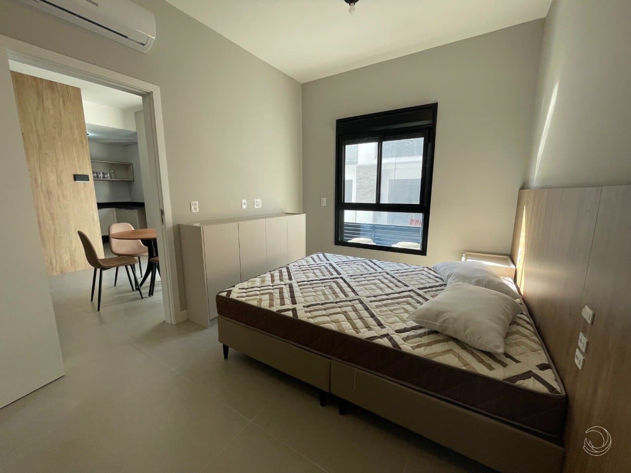 1m29v7-imfF9574454NM7incB_34210667d5b851d2b9.jpg