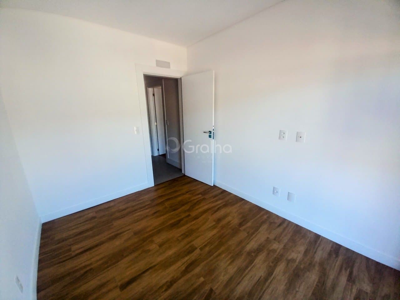 1o4sv-iMOUoE9_393006880ea162211c.jpg