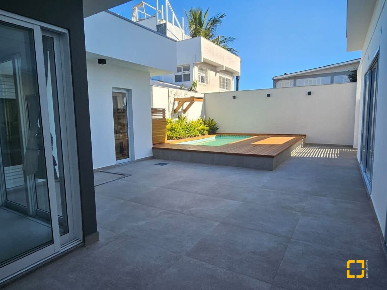 1pfgwp-iE1zO_56256687927f511233.jpg