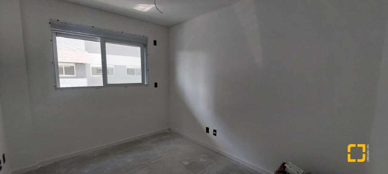 1r8ipq3-icF269X6O5NWKP_4849466be181681a12.jpg