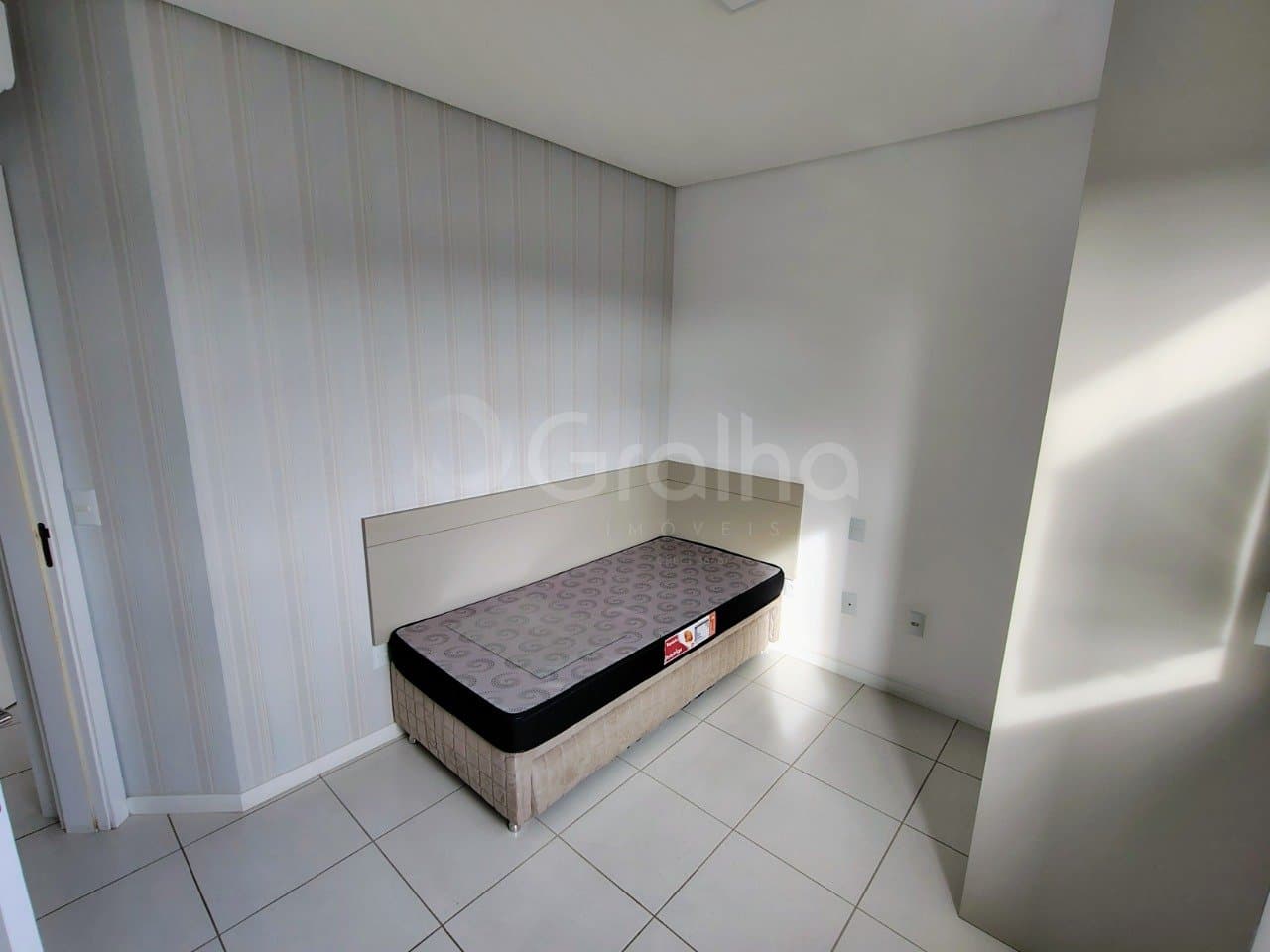 1vuvy5-i1tTq948P7S6U82k31_4012868cdca0960087.jpg