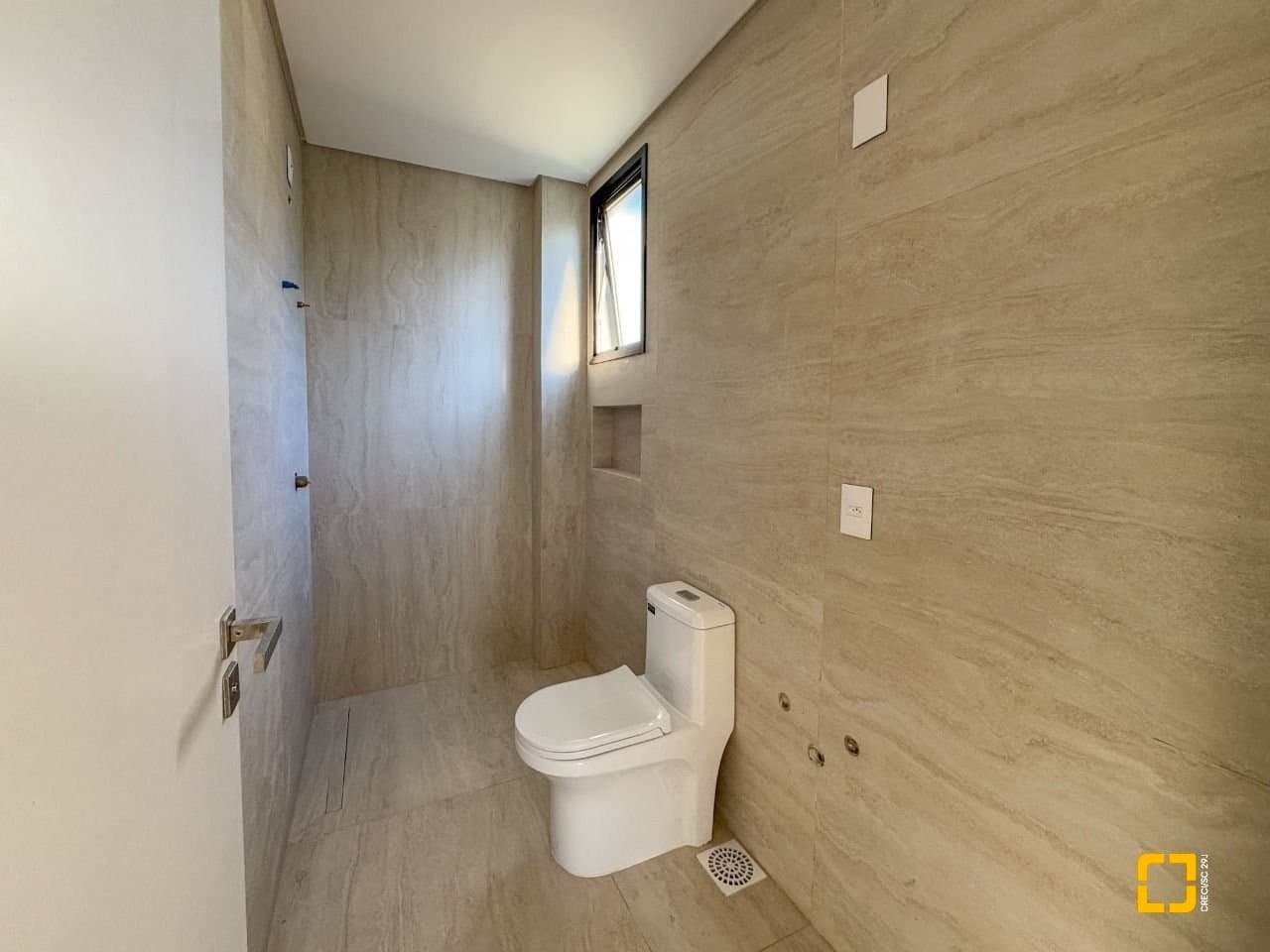 206a4-i4N6W271MdF46rRE_56367688373ff66e68.jpg