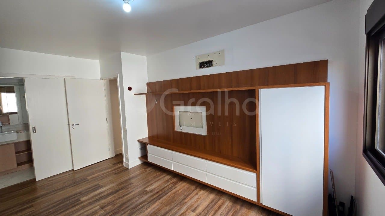 27i52m-iR9cduD8_4249369bbe17d156ac.jpg