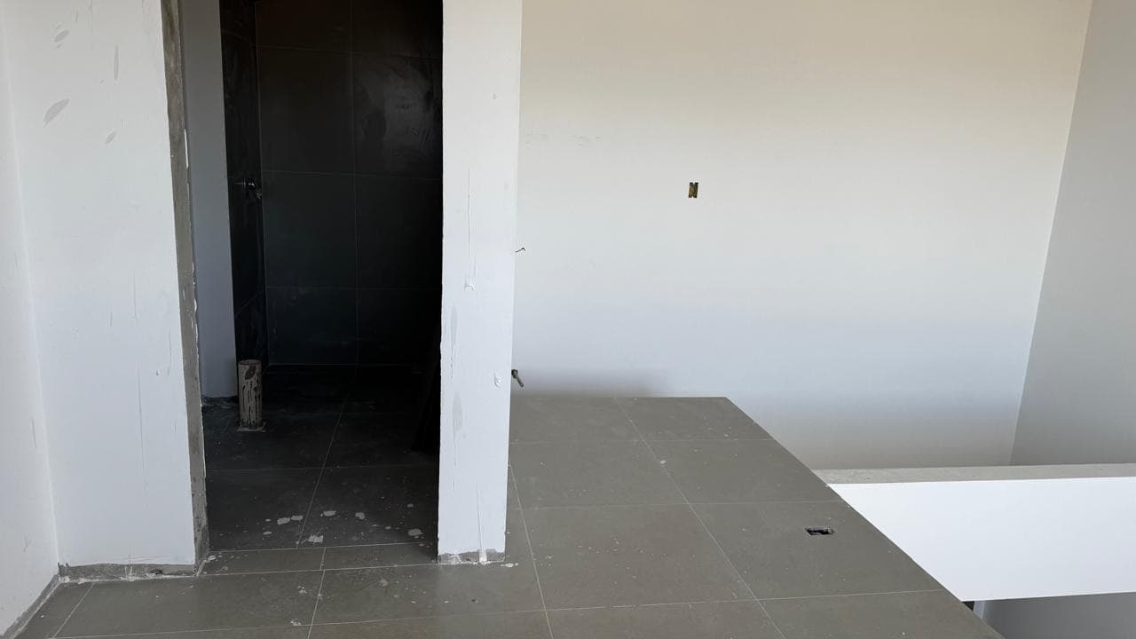 2f4hc-iIEnc184_2709968c07630679e2.jpg