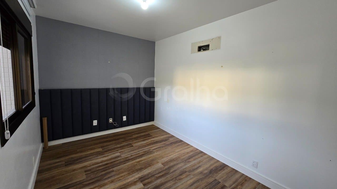 2f9icp-iR9cduD8_4249369bbe16c14b4e.jpg