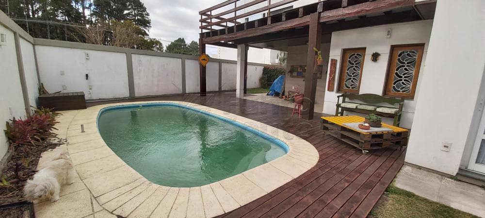 2j61rb-patio.jpg