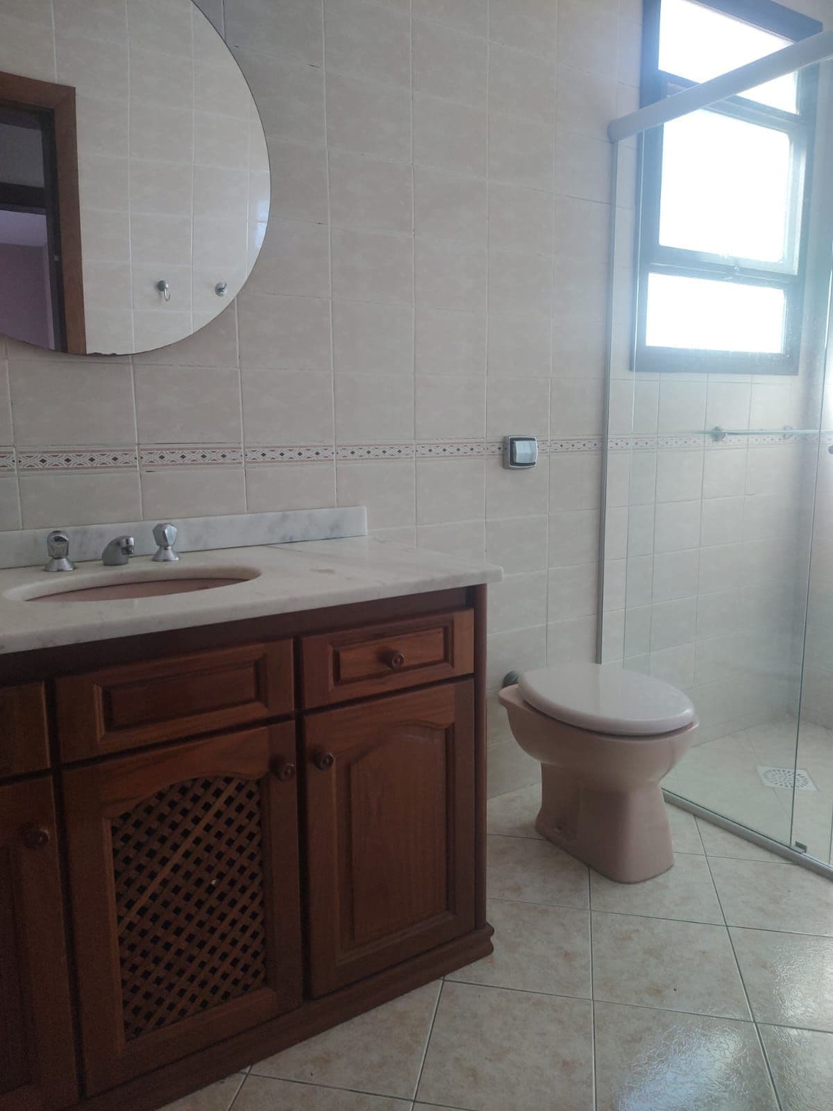 2lkk4n-img-46536212