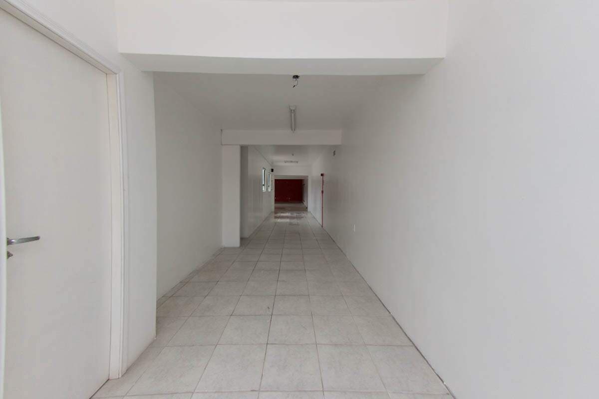 2m7pqp-predio-no-pelotas-circulacao.jpg