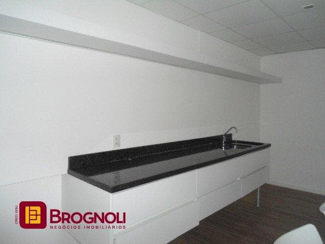 2r69dh-i1r42_38423606c82ded80df.jpg