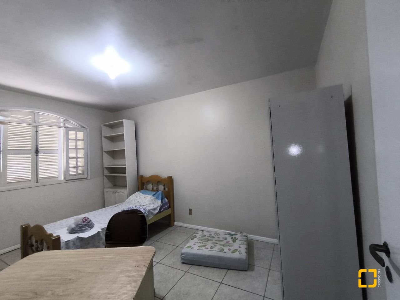 3b4j4-iy9Wj_56447689269f8d2d93.jpg
