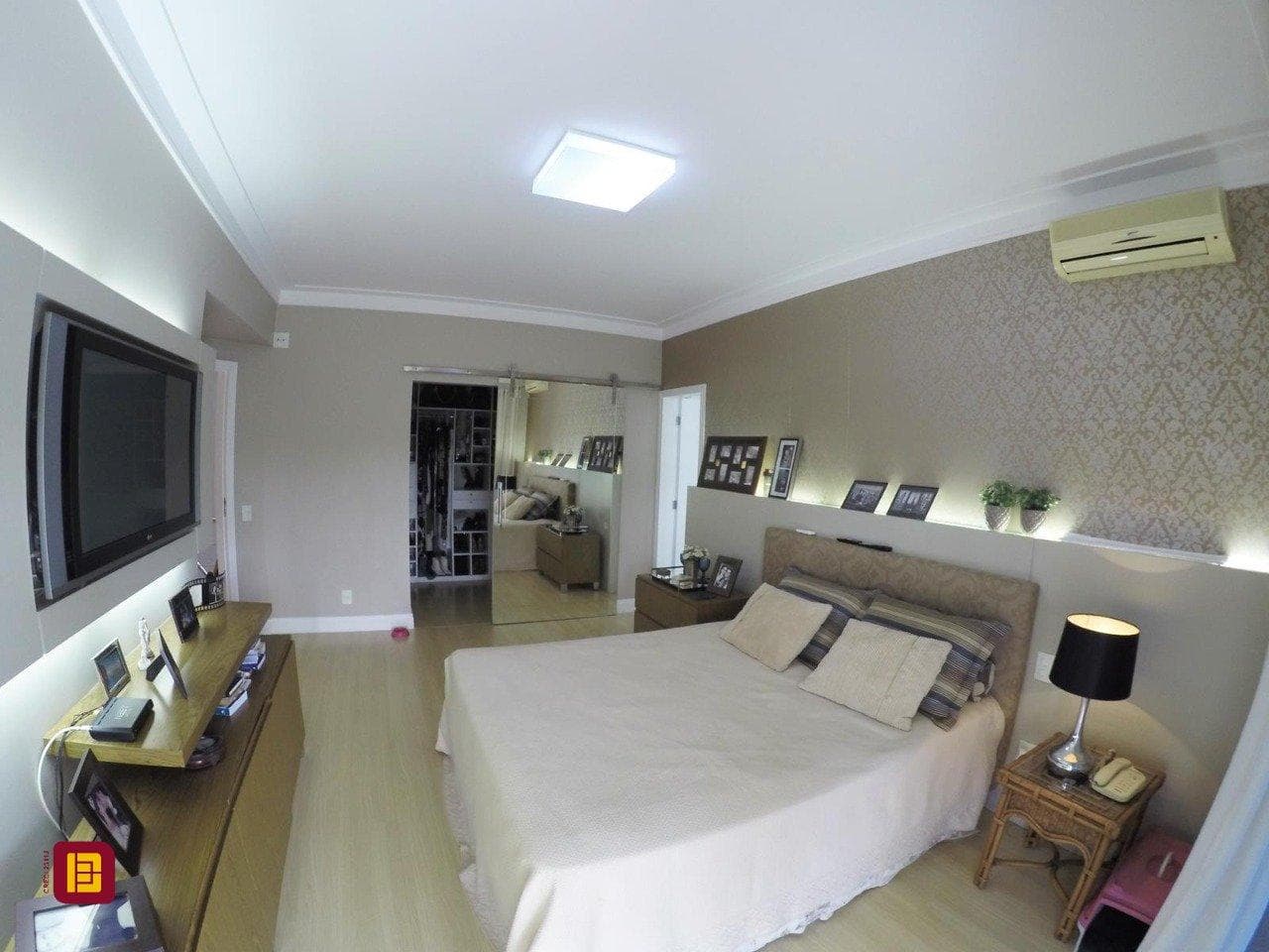 3k4g9e-imBX4_4028563f76fd9e515e.jpg