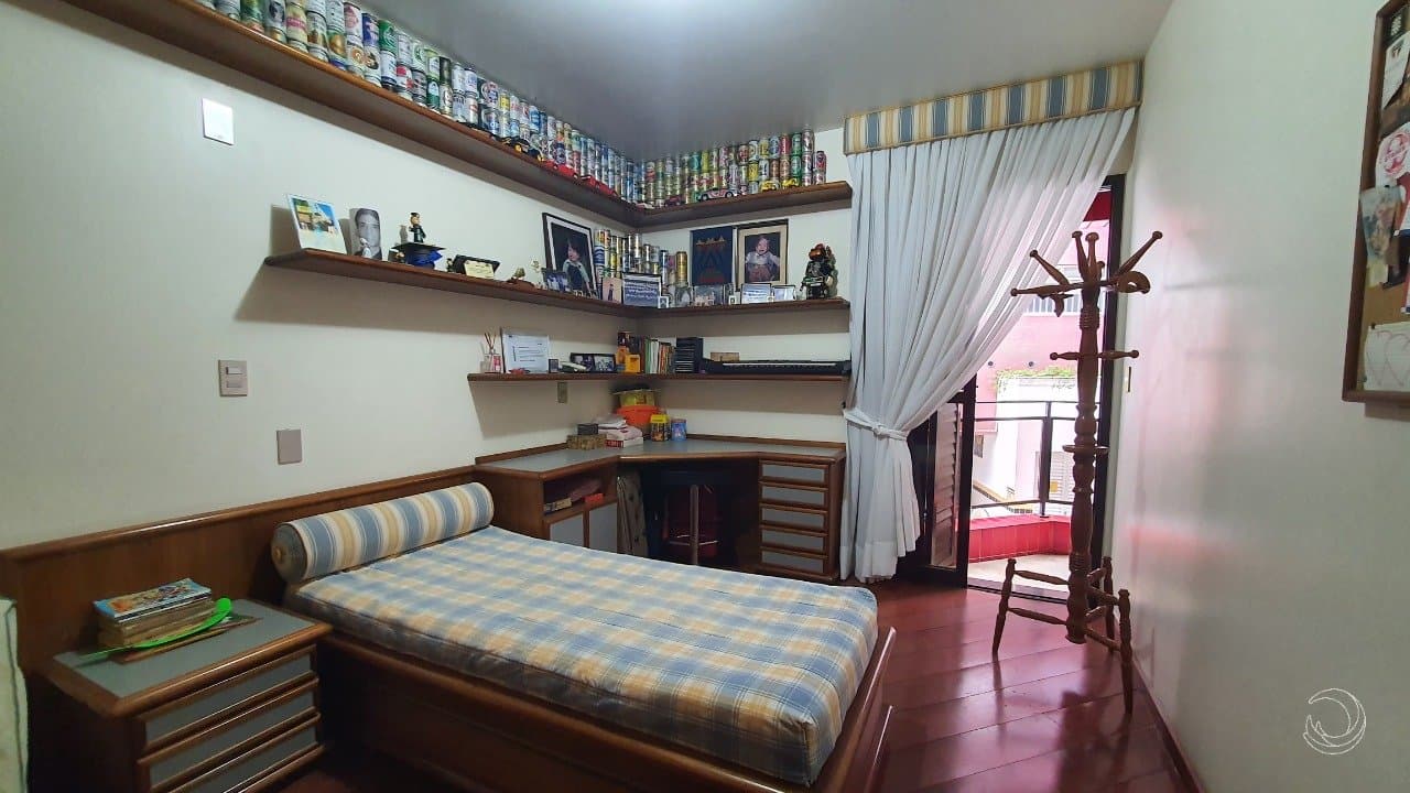 3krqy-i7eSqt9bi26nq141_33154661eca14b57f3.jpg