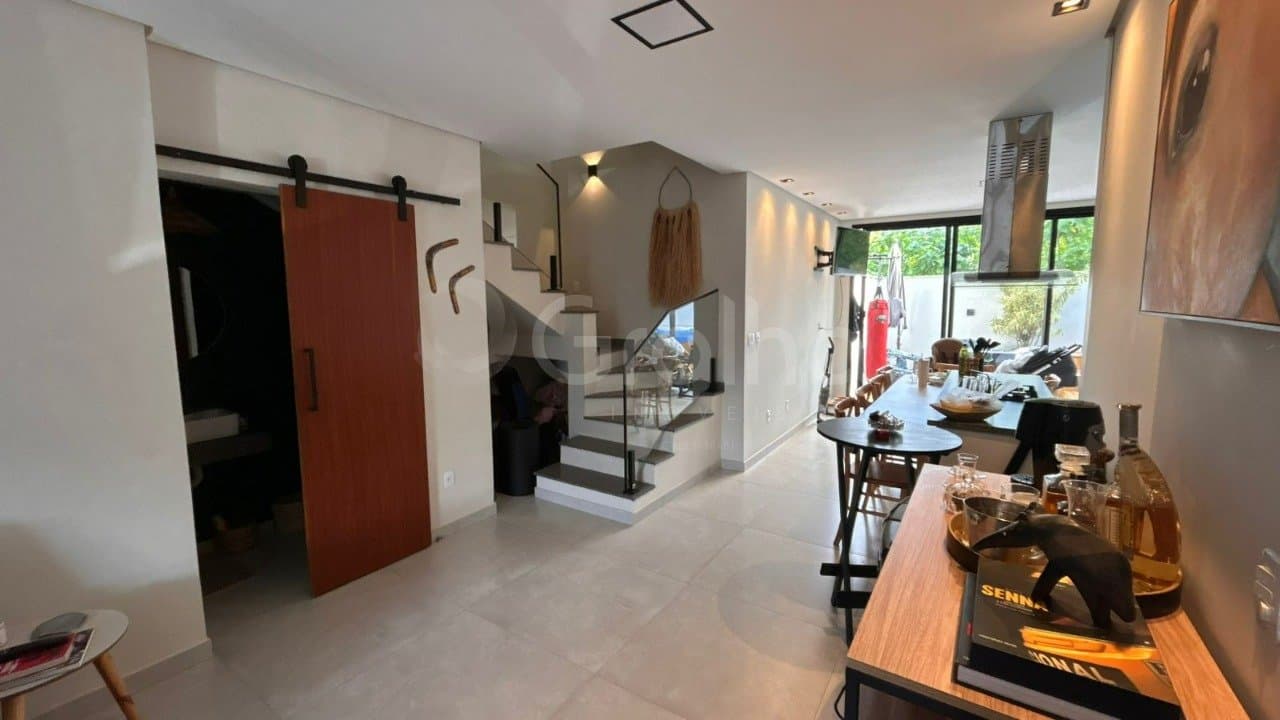 3kytgr-i83Hs_407376908fe89aa9a1.jpg
