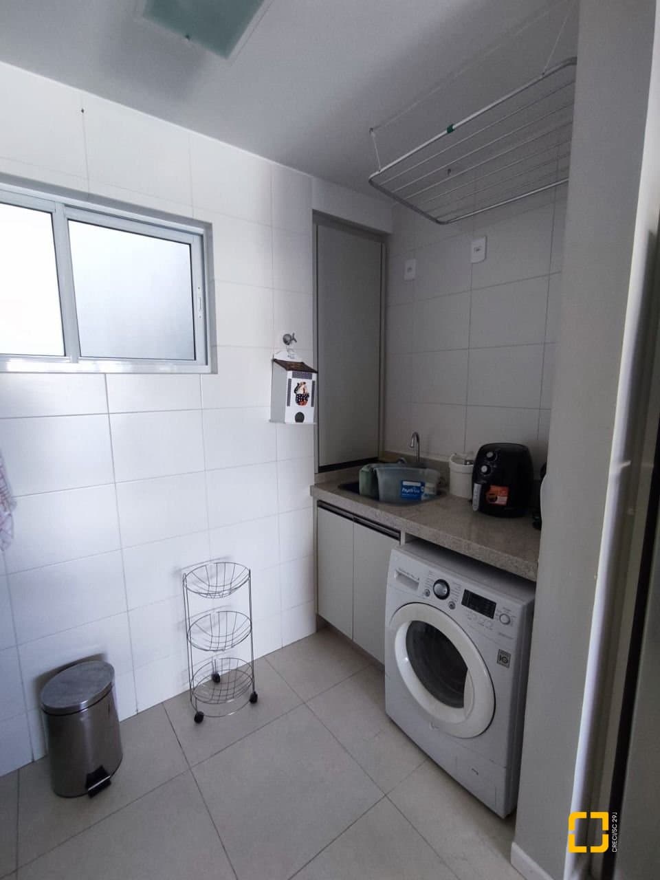 3pd8t-i26DP9551gU_506036723cd0d3437d.jpg