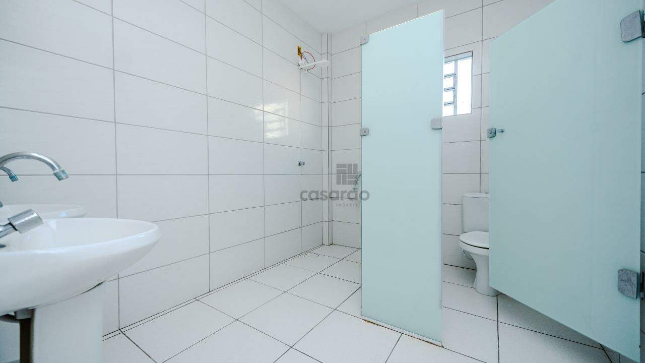 3ph7w5-predio-comercial-no-pelotas-banheiro.jpg
