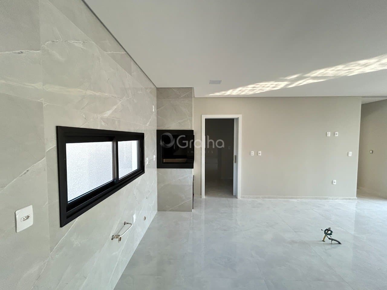 3saja7-ie11we9hRQ_38096681623610006e.jpg