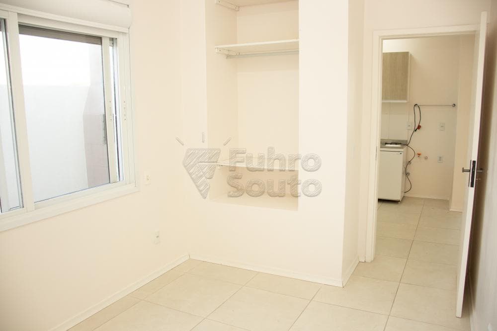 3uu2d2-quarto-1.jpg