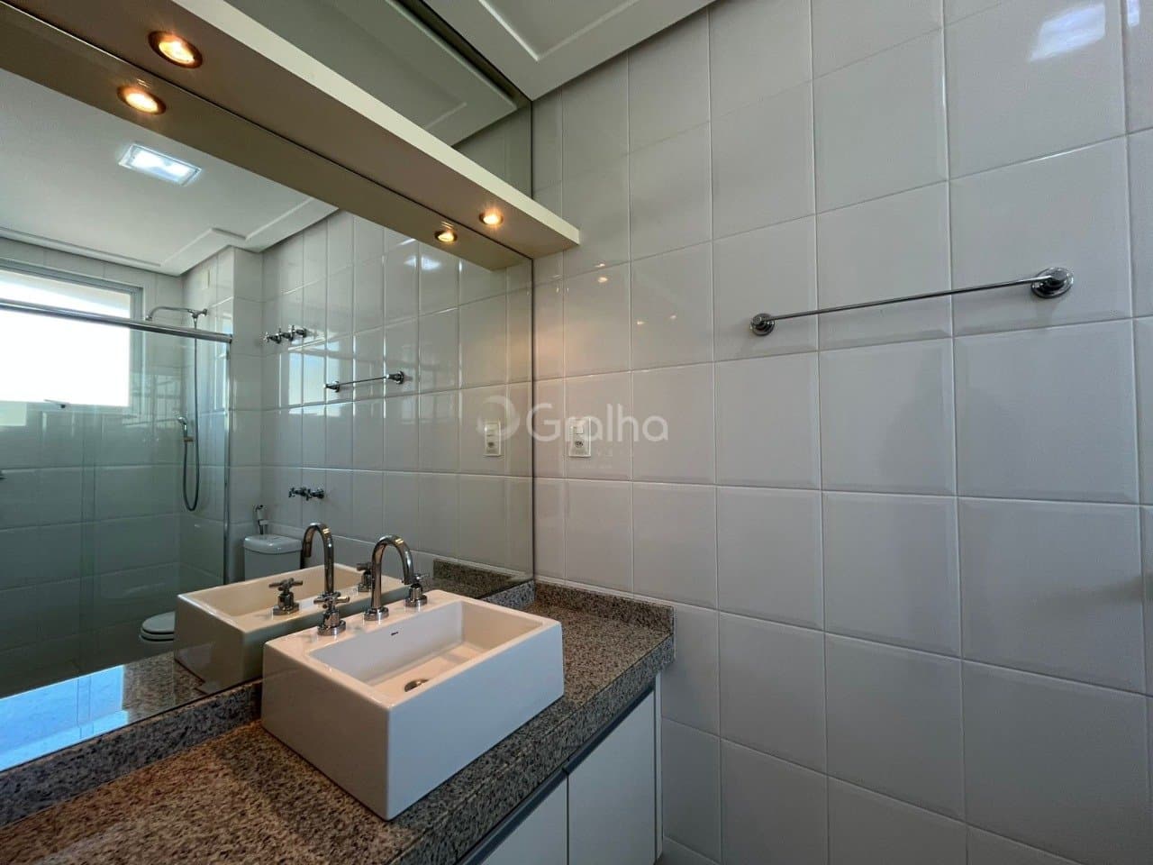 3zd5rd-if1ux4WCB_3986668b5b0fe3402c.jpg