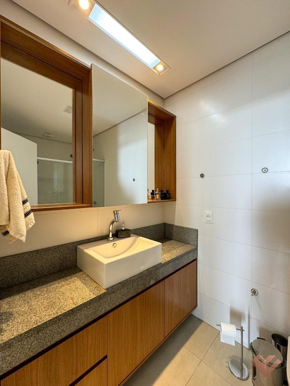 43iab-iMs259xG12nt9273Lr_216868dac94877d42.jpg