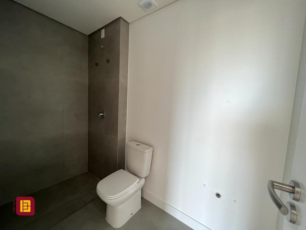 4bn22-i504HF7Ewz_4019363c6c75d99d6f.jpg