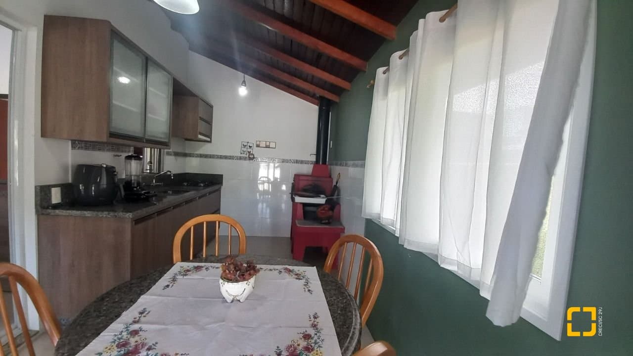 4dsua-i8v669Vr5k_5218867867d9a8edb5.jpg