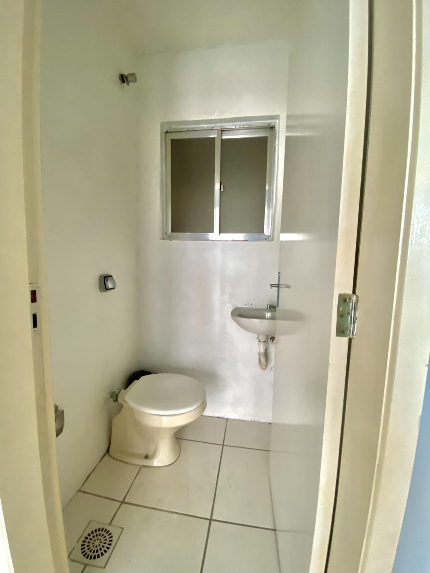 4f3np-img-22737800