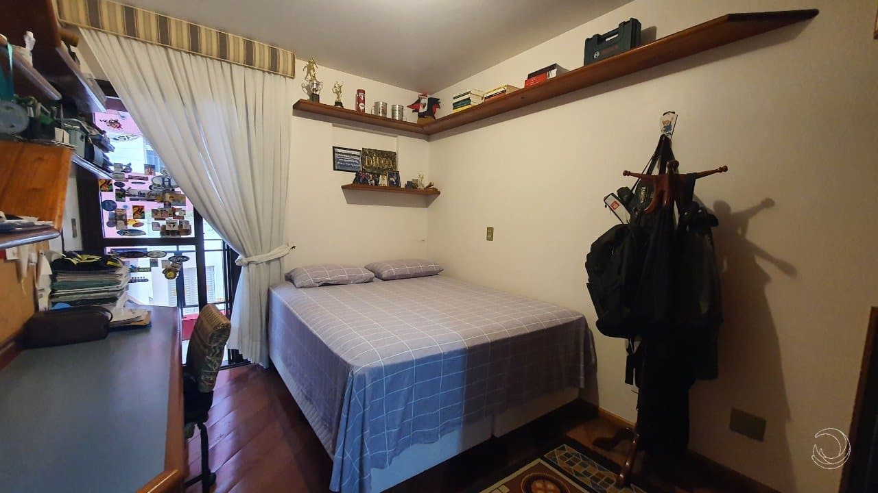 4l83re-i7eSqt9bi26nq141_33154661ec9f2acdc7.jpg