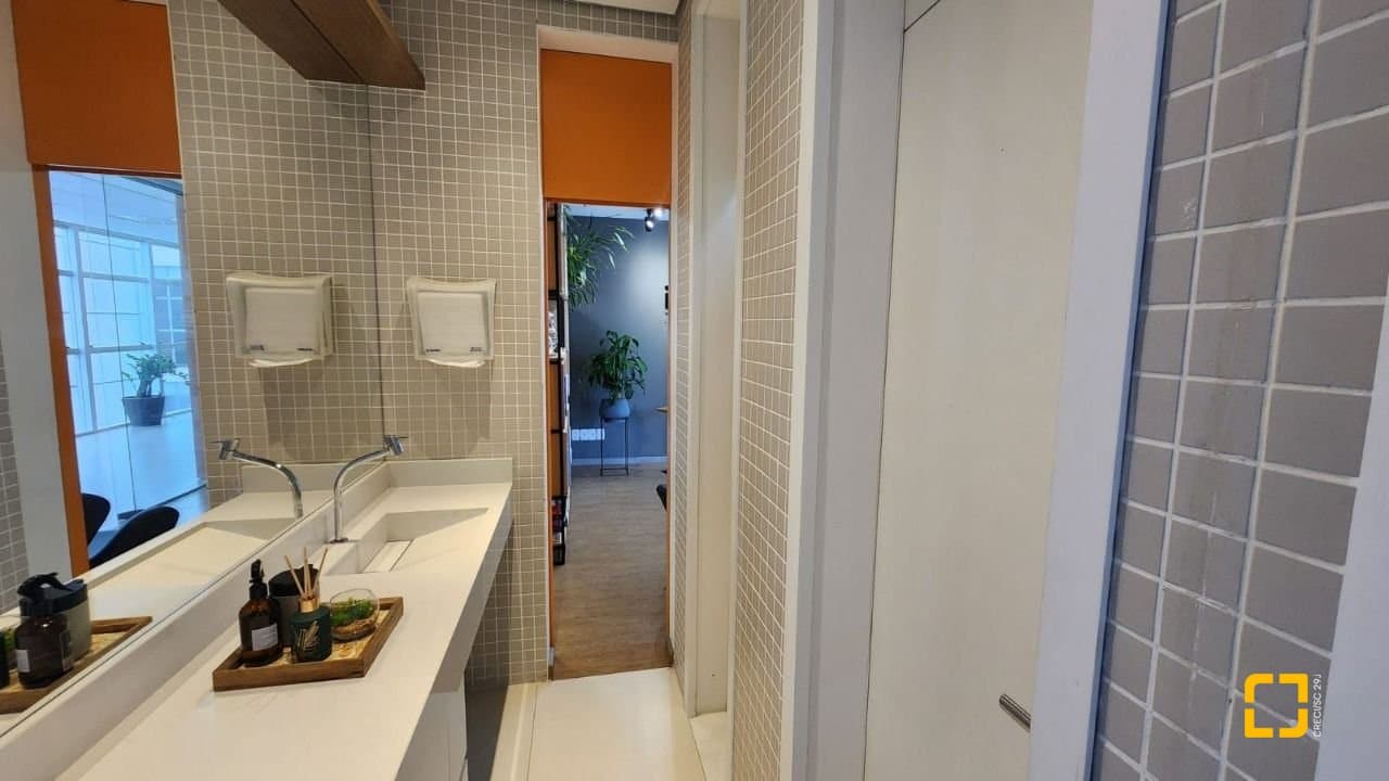 4oqzrc-i7v7SV2c4U9_3584268d6e28bb4b49.jpg