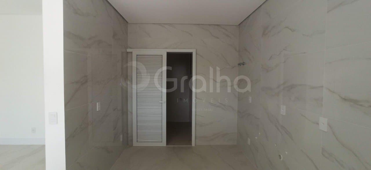4sv8mb-iG36aL642Ovx987M3N_4027268dbee6883a65.jpg