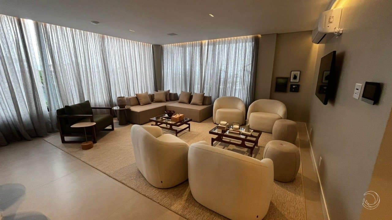 4zr5x-iX21r6_3546566f6ebc0e37fd.jpg