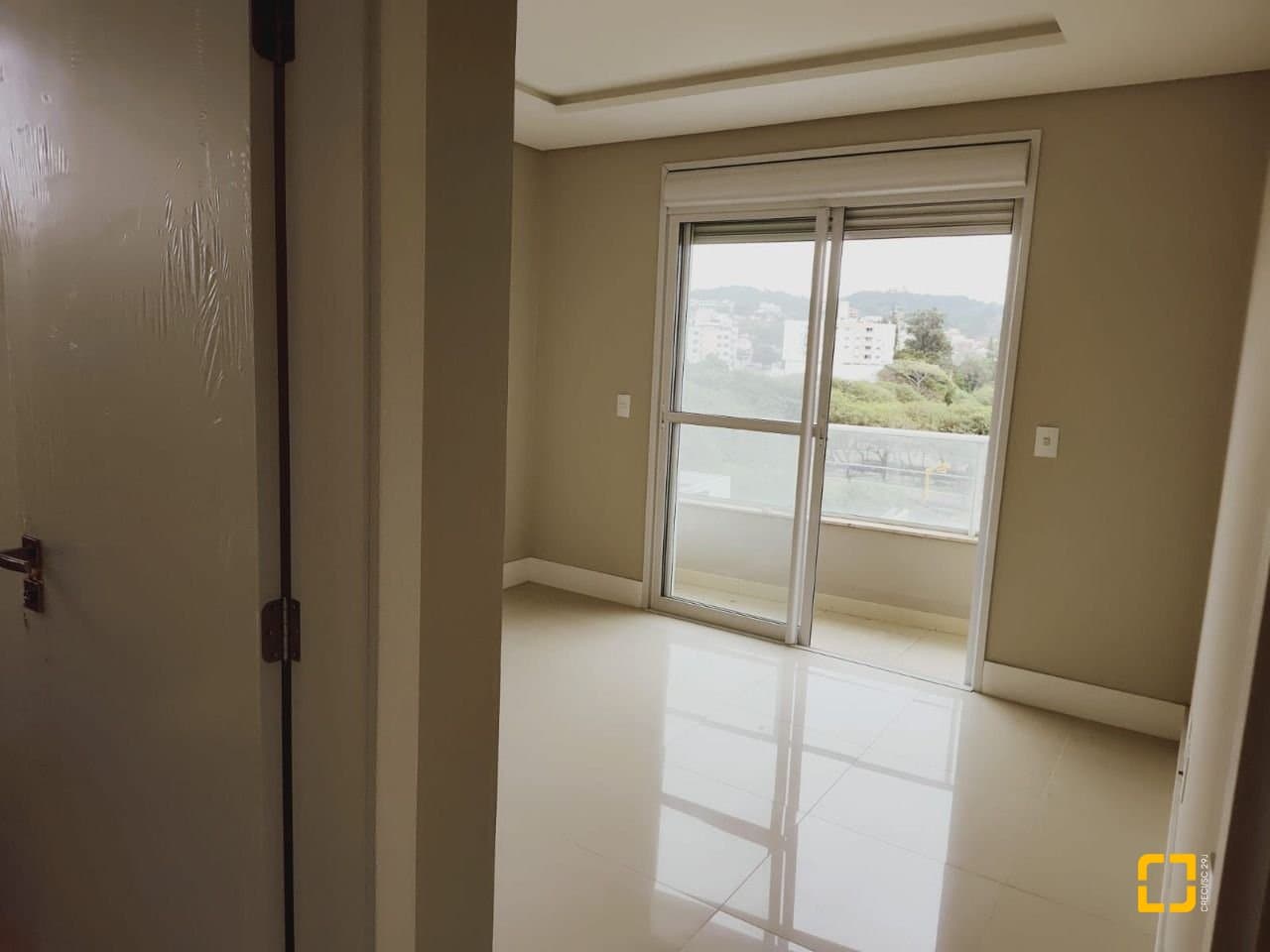 553oj-iuLGuCjMI92V85_4972766fc90db83d2a.jpg