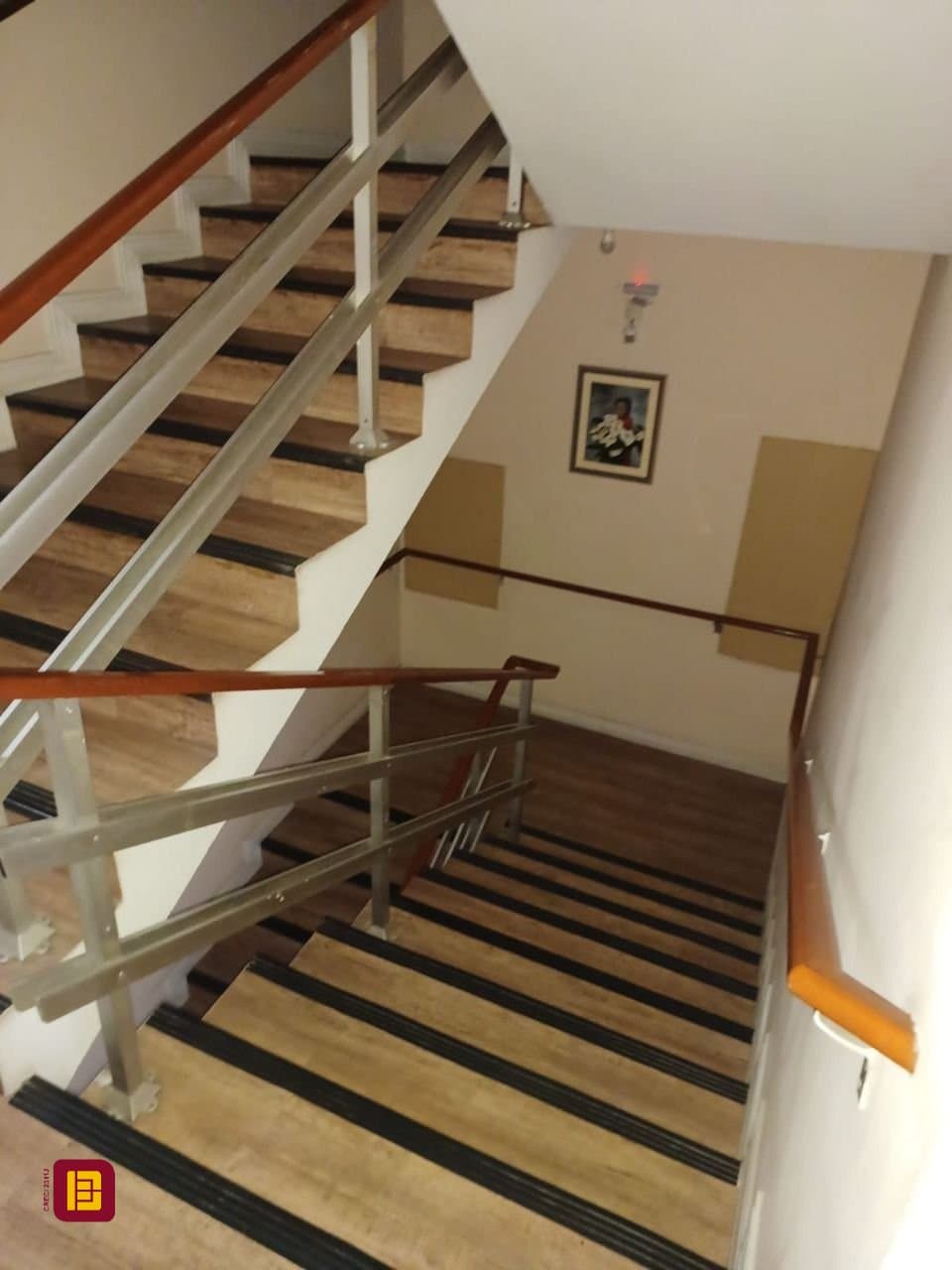 55lxc-iJ5XP8u3izXhR_46584664652f398685.jpg