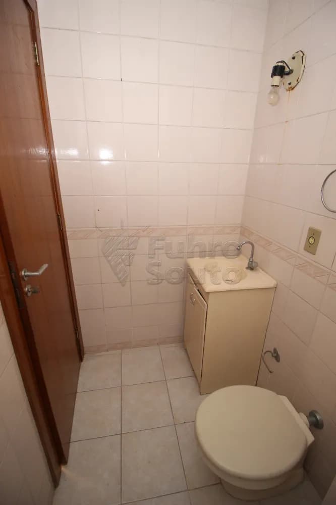 5ts90g-banheiro.webp
