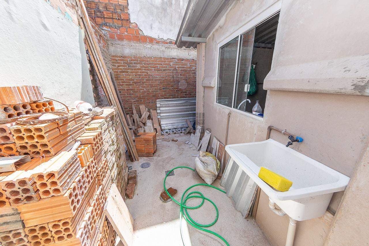 5u2xlj-predio-no-pelotas-patio.jpg