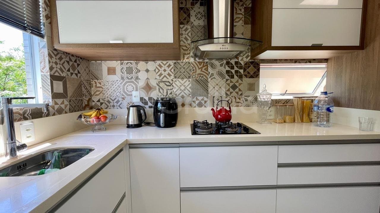 5yuhrf-i77bM8898y1mls_4230569ab1ef60cf0a.jpg