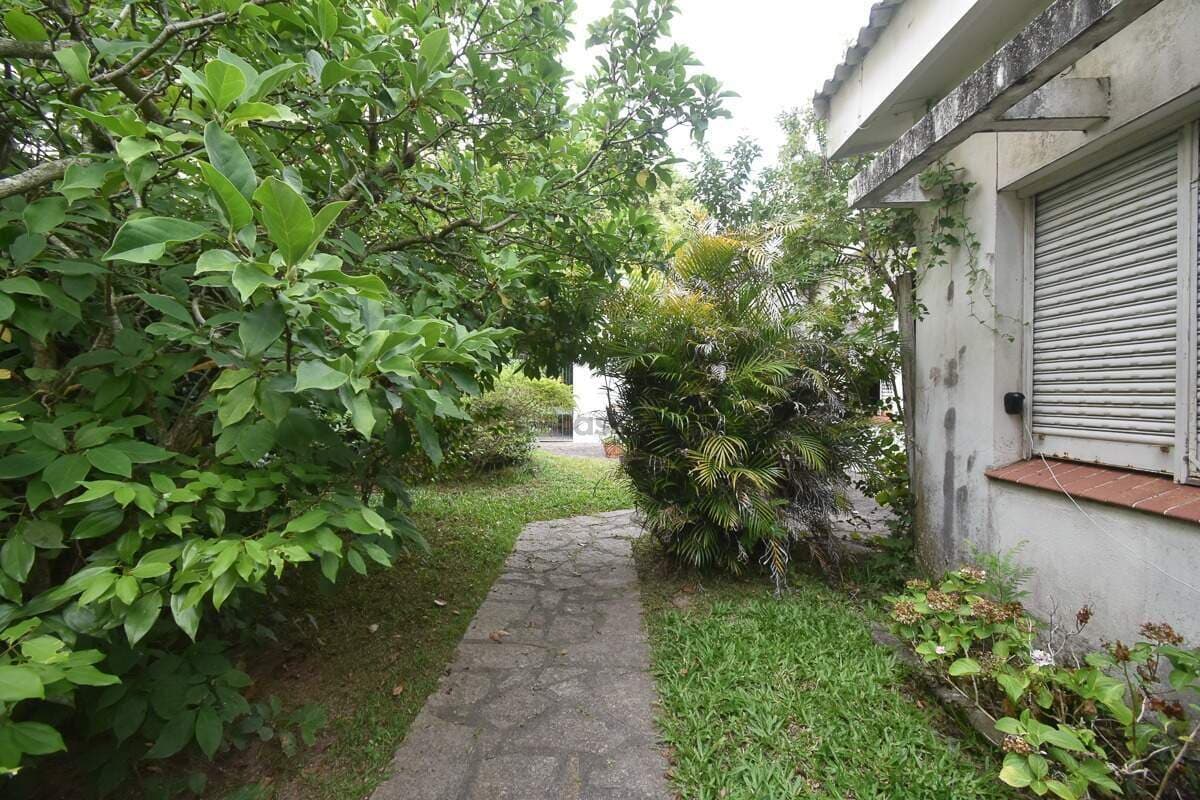 60k7l-casa-4-quartos-no-pelotas-patio.jpg