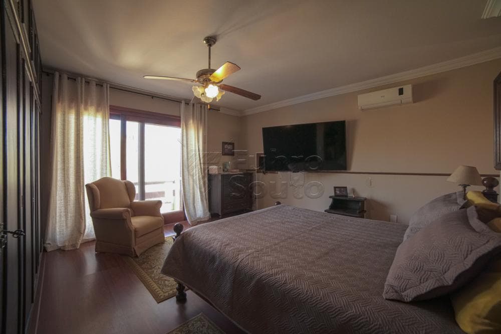 619nfn-quarto.jpg