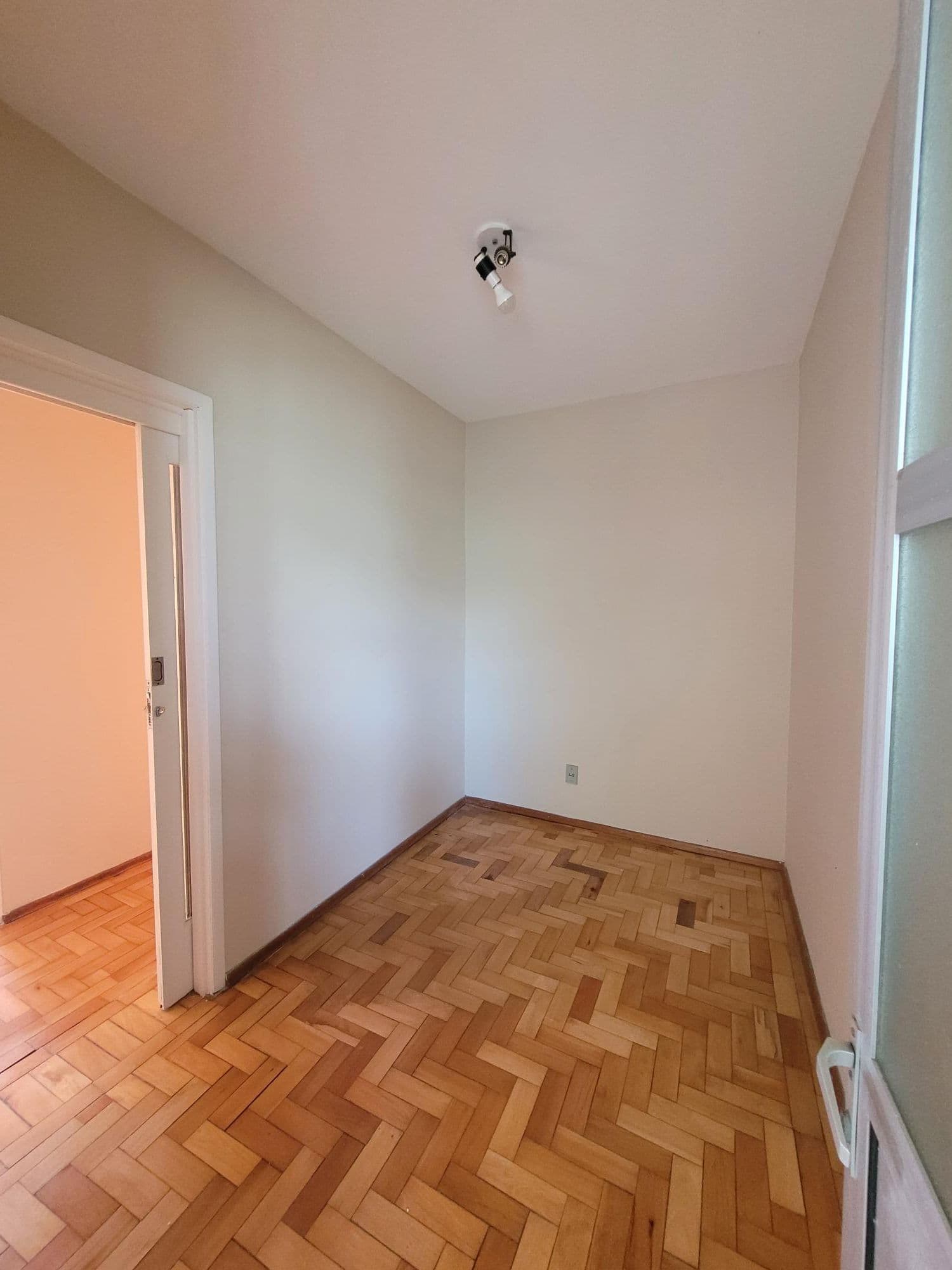62b2iv-img-52336556